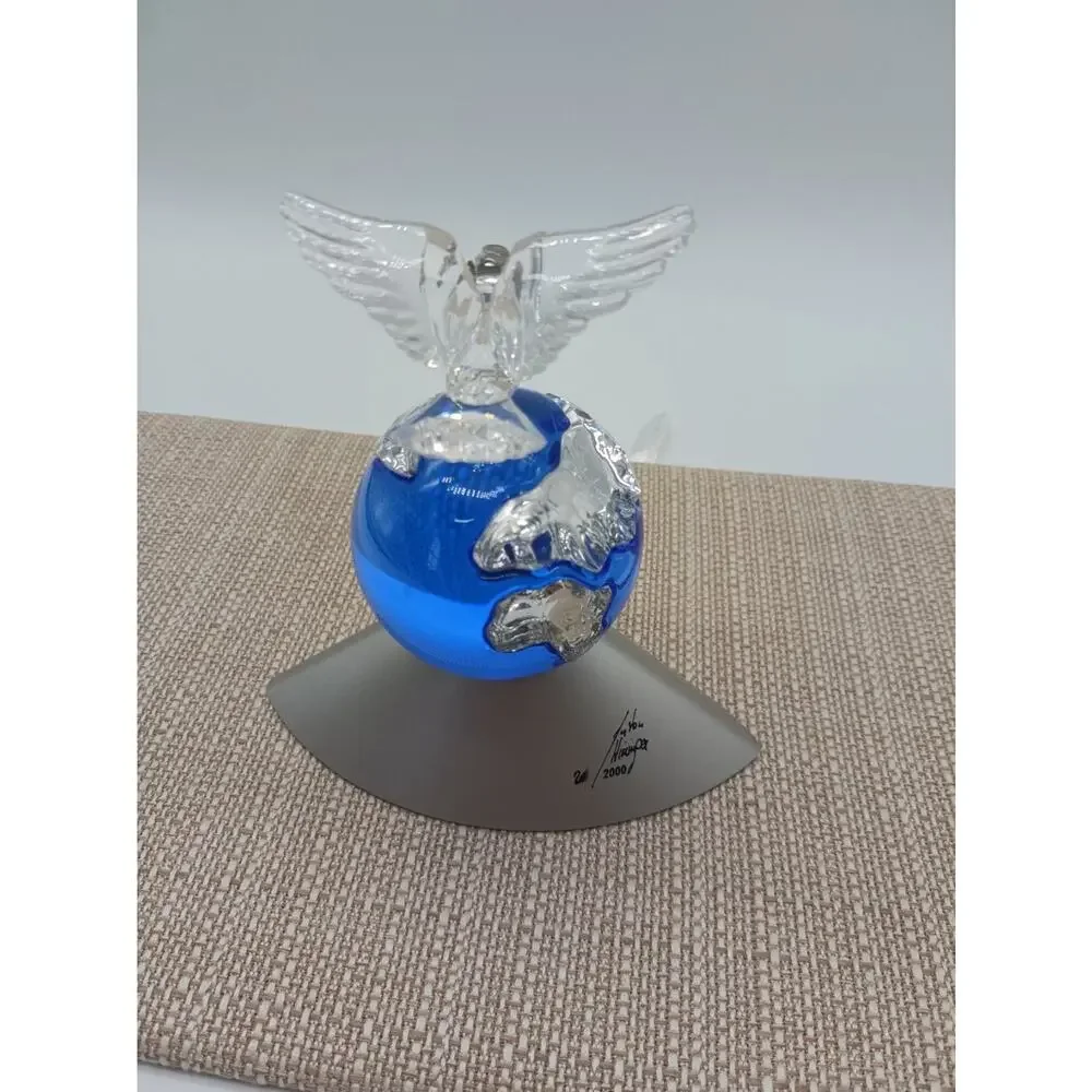 Swarovski Crystal Planet Vision 2000 Dove Globe Sculpture Figurine Box COA